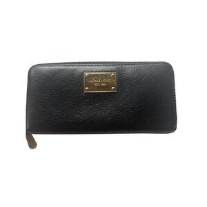 Michael Kors Black Pebbled Leather Continental Zip Wallet With Gold Logo Plate